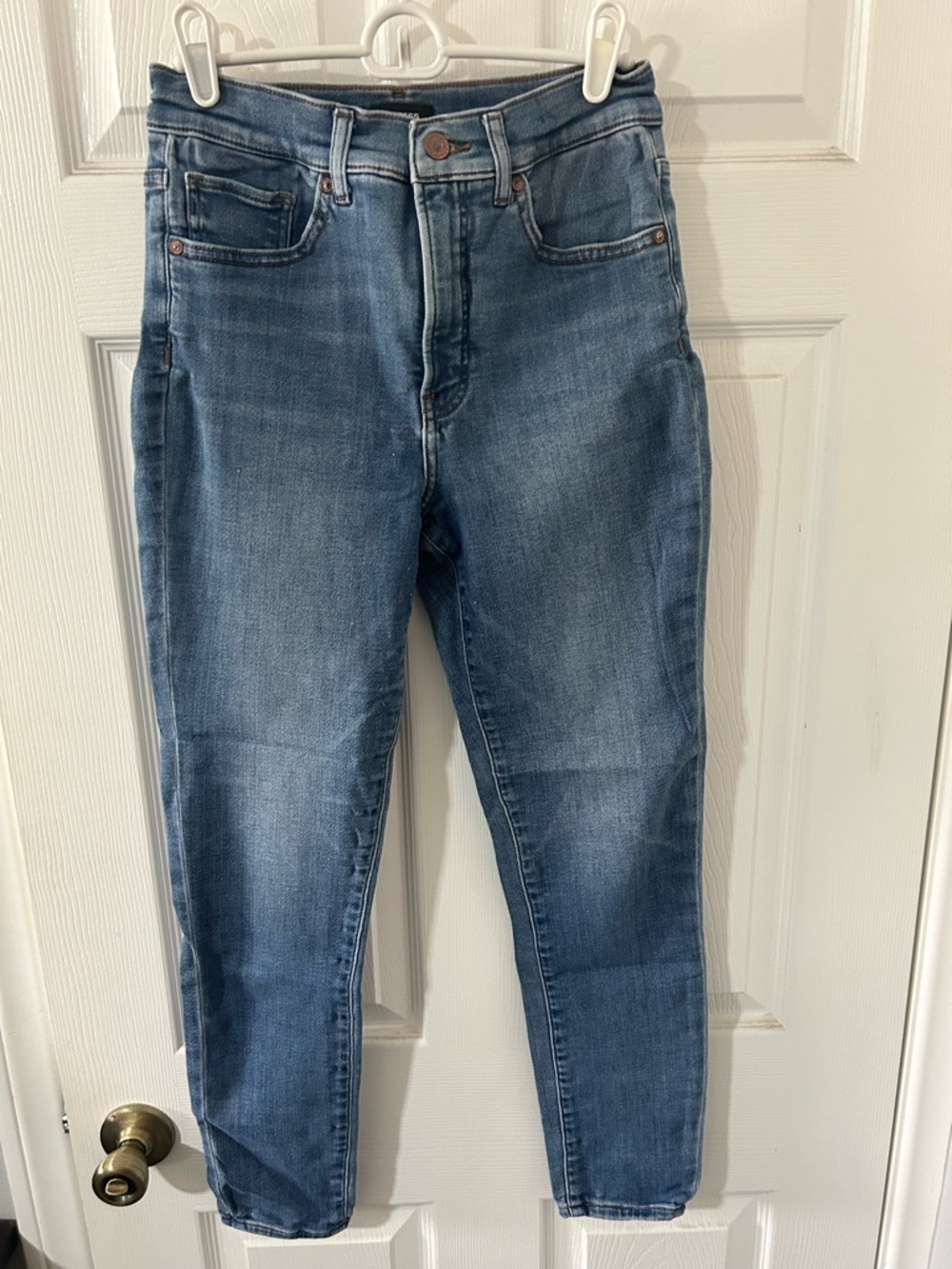 EXPRESS Skinny High-Rise Light Blue Jeans
